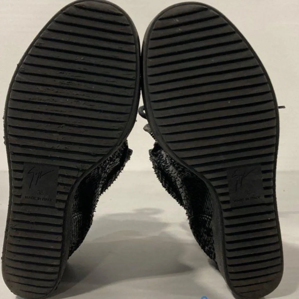 Women’s Giuseppe Zanotti Black Snakeskin Wedge Ankle Boots Size 36EU